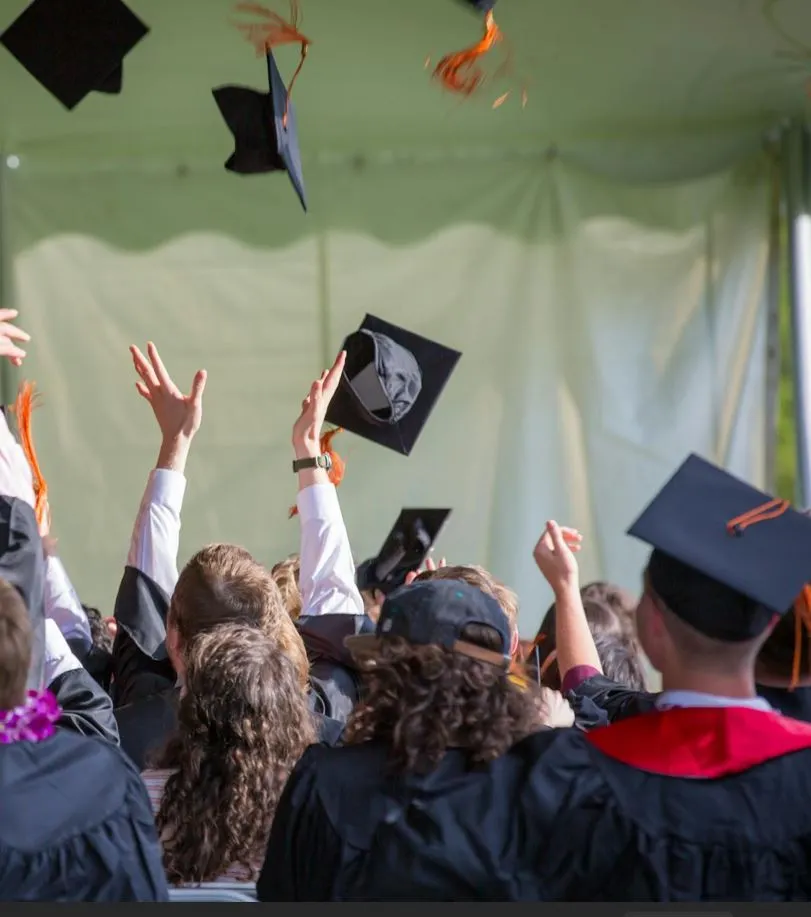 studying abroad with pathwaytooverseas